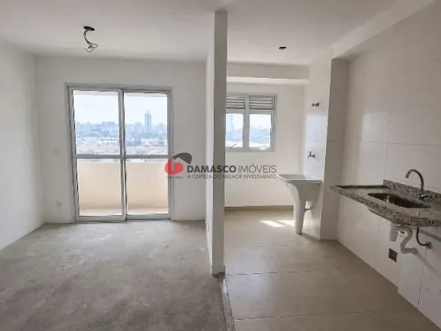 Apartamento 2 quartos e 1 banheiro, para alugar, no bairro Vila Palmares em Santo André