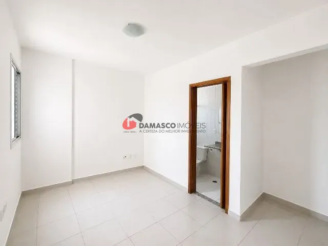 Apartamento com 96m² 3 quartos e 1 banheiro, para alugar, no bairro Campestre em Santo André