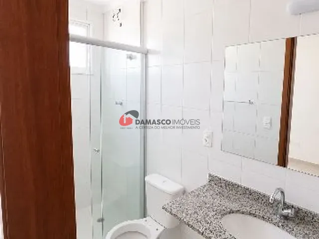Apartamento com 96m² 3 quartos e 1 banheiro, para alugar, no bairro Campestre em Santo André