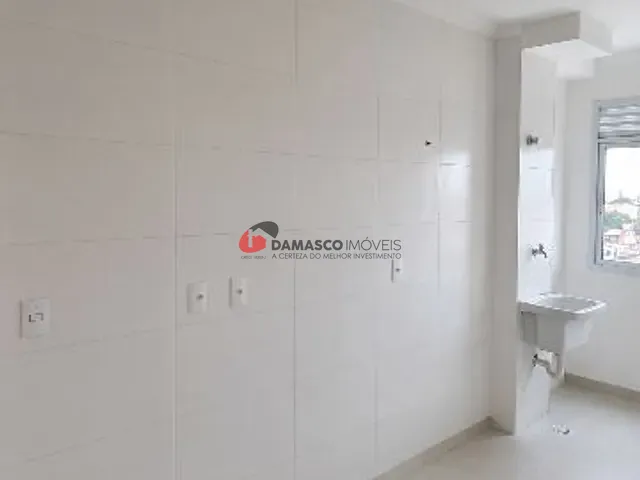 Apartamento 3 quartos e 2 banheiros, para alugar, no bairro Vila Eldízia em Santo André
