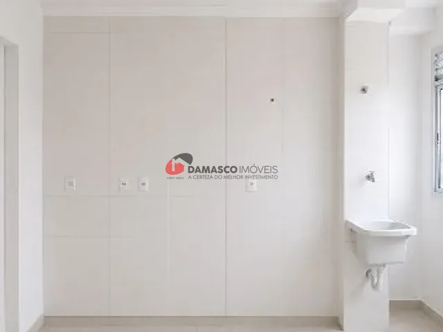 Apartamento 3 quartos e 2 banheiros, para alugar, no bairro Vila Eldízia em Santo André