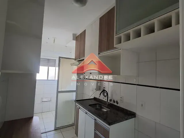 Apartamento com 47m² 2 quartos e 1 banheiro, para alugar, no bairro Jardim Ismênia em São José dos Campos