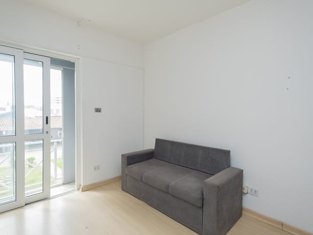 Apartamento com 59m² 2 quartos e 1 banheiro, para alugar, no bairro Areal em Pelotas