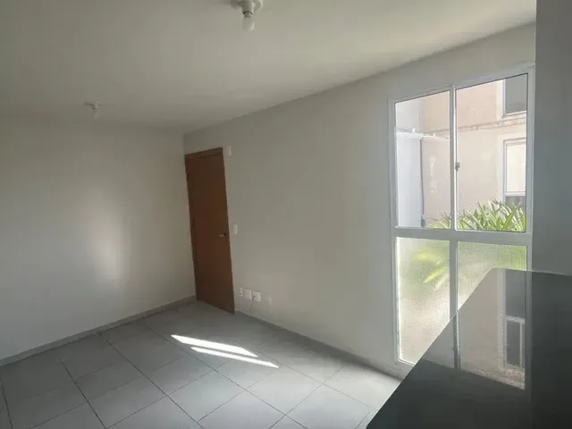 Apartamento 2 quartos e 1 banheiro, para alugar, no bairro Itália em São José Dos Pinhais