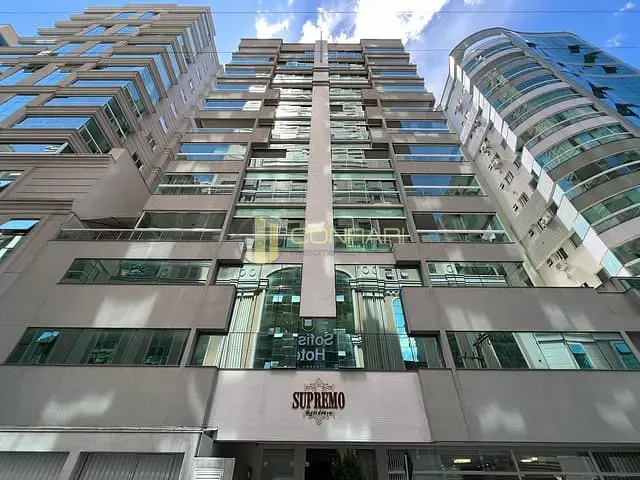 Apartamento 3 quartos e 3 banheiros, à venda, no bairro Meia Praia em Itapema