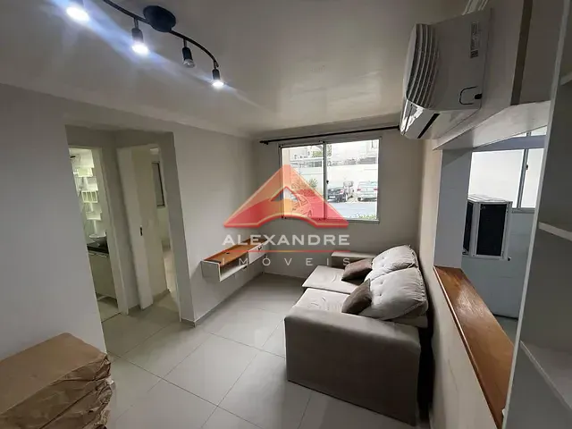 Apartamento 2 quartos e 1 banheiro, à venda, no bairro Vila Tesouro em São José dos Campos