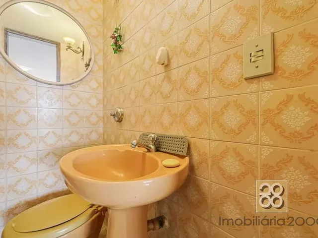 Apartamento 4 quartos e 1 banheiro, à venda, no bairro Bigorrilho em Curitiba