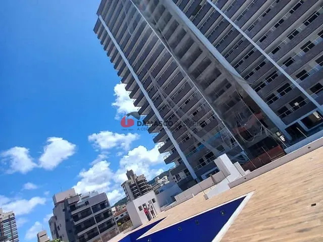 Apartamento com 69m² 2 quartos e 1 banheiro, para alugar, no bairro Enseada em Guarujá