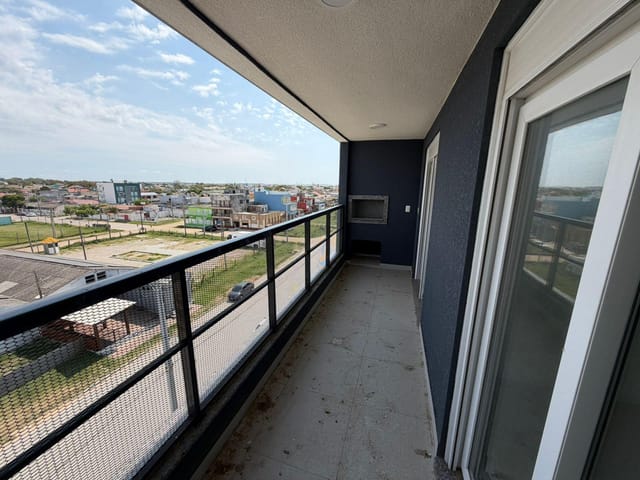 Apartamento 2 quartos e 2 banheiros, à venda, no bairro Cassino em Rio Grande