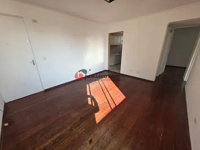 Apartamento 2 quartos e 1 banheiro, para alugar, no bairro São José em São Caetano do Sul