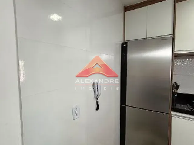Apartamento 2 quartos e 1 banheiro, à venda, no bairro Santa Ines lll em São José dos Campos