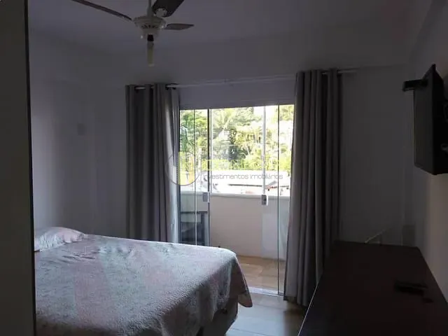 Apartamento 2 quartos e 1 banheiro, para alugar, no bairro Centro em Itapema