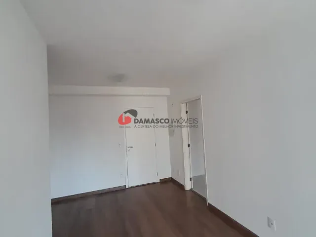 Apartamento 2 quartos e 1 banheiro, para alugar, no bairro Santo Antônio em São Caetano do Sul