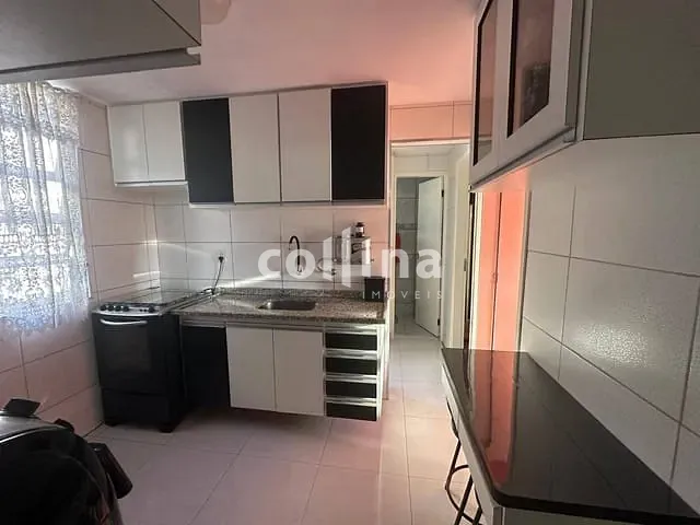 Apartamento 2 quartos e 1 banheiro, à venda, no bairro Cohab V em Carapicuíba