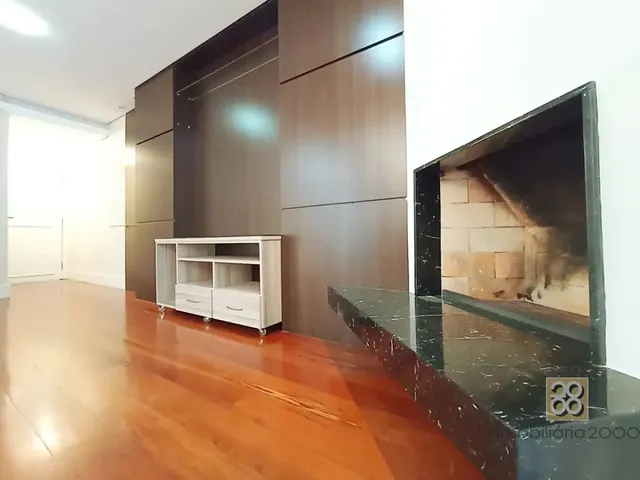Apartamento 3 quartos e 3 banheiros, para alugar, no bairro Juvevê em Curitiba