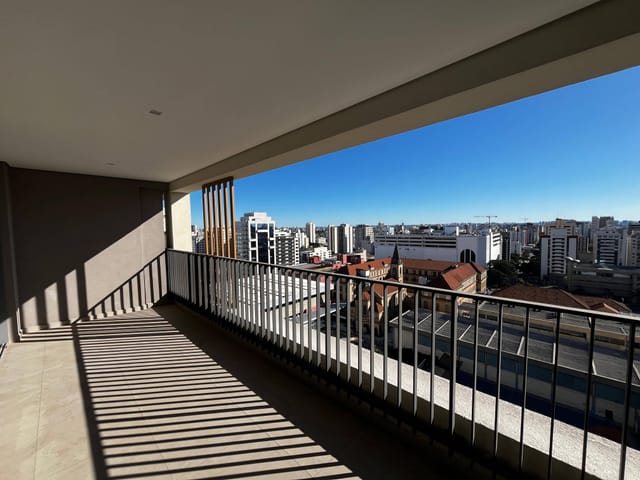 Foto do Apartamento - Apartamento á Venda de 3 Dormitórios e 2 Vagas, Vila Mariana, Andar Alto e Prédio novo, ao Lado do Metrô Santa Cruz | Paulista Imóveis.