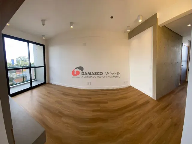 Apartamento 2 quartos e 2 banheiros, para alugar, no bairro Vila Alpina em Santo André