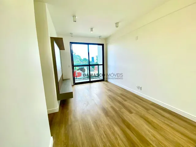 Apartamento 2 quartos e 2 banheiros, para alugar, no bairro Vila Alpina em Santo André