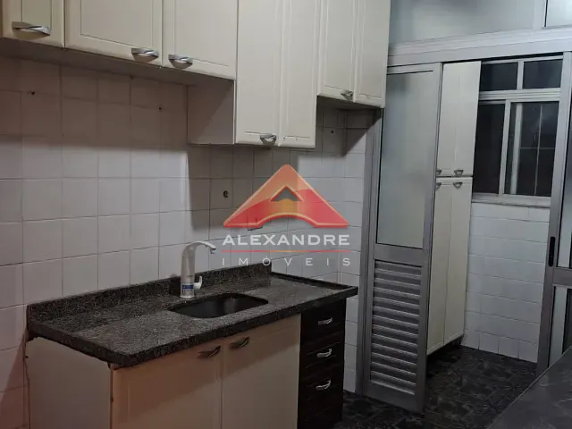 Apartamento 3 quartos e 1 banheiro, para alugar, no bairro Vila Tatetuba em São José dos Campos