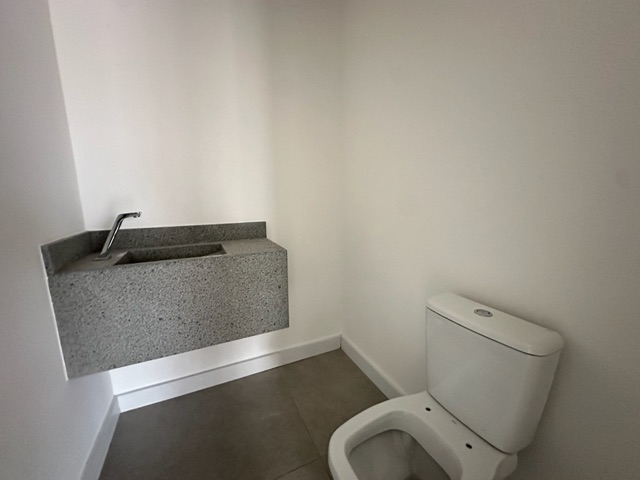 Apartamento com 213m² 3 quartos e 3 banheiros, à venda, no bairro Gleba Palhano em Londrina