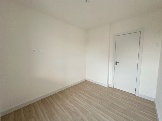 Apartamento com 213m² 3 quartos e 3 banheiros, à venda, no bairro Gleba Palhano em Londrina