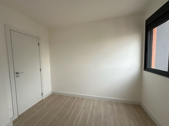 Apartamento com 213m² 3 quartos e 3 banheiros, à venda, no bairro Gleba Palhano em Londrina