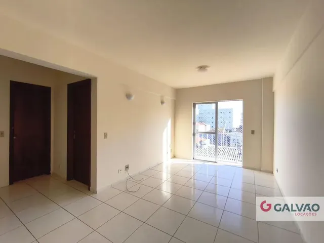 Apartamento 1 quarto e 1 banheiro, para alugar, no bairro Rebouças em Curitiba