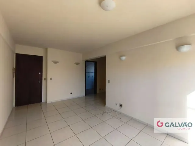 Apartamento 1 quarto e 1 banheiro, para alugar, no bairro Rebouças em Curitiba