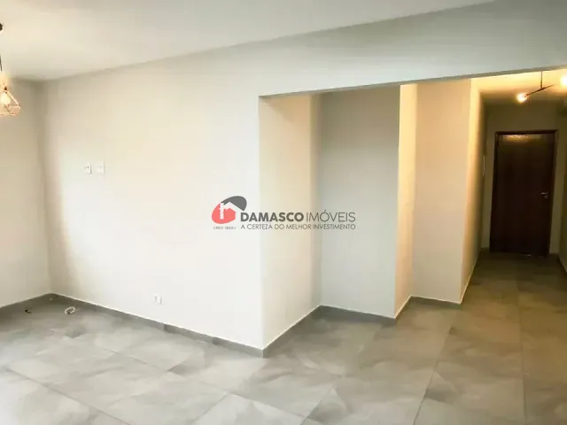 Apartamento 2 quartos e 2 banheiros, à venda, no bairro Santa Maria em Santo André