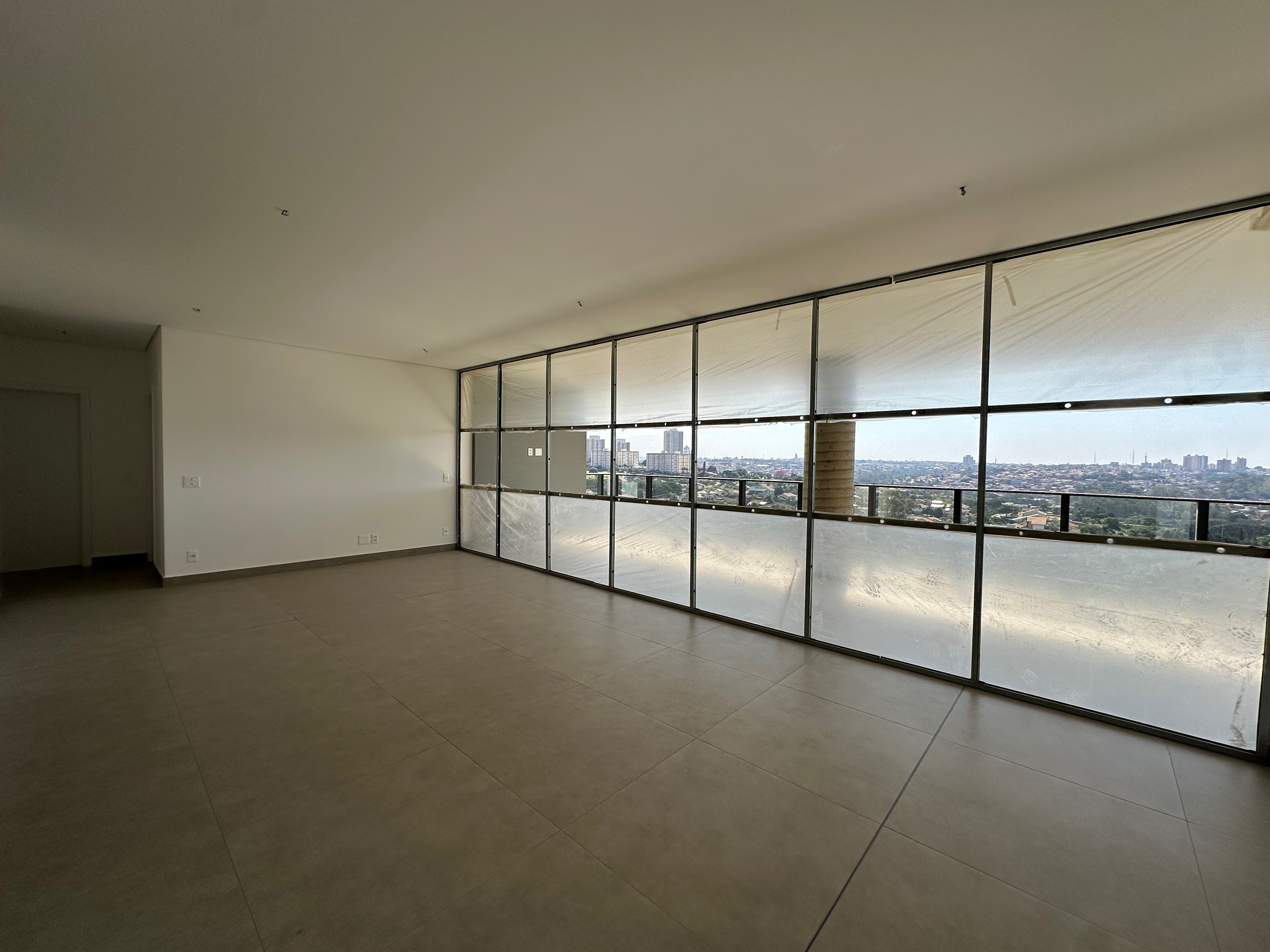 Apartamento, 3 quartos, 195 m² - Foto 1
