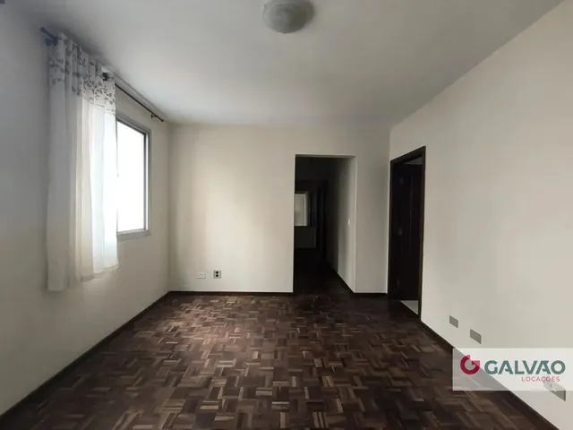 Apartamento 3 quartos e 1 banheiro, para alugar, no bairro Batel em Curitiba