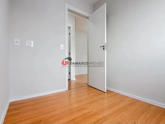 Apartamento 2 quartos e 1 banheiro, para alugar, no bairro Vila Independência em São Paulo
