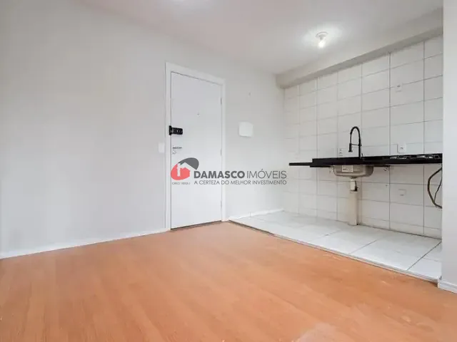 Apartamento 2 quartos e 1 banheiro, para alugar, no bairro Vila Independência em São Paulo