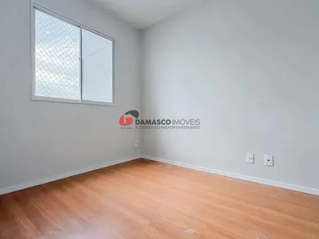 Apartamento 2 quartos e 1 banheiro, para alugar, no bairro Vila Independência em São Paulo