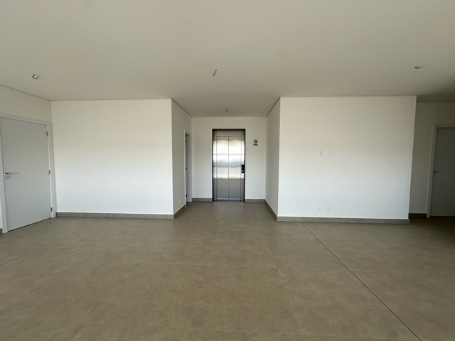 Apartamento 3 quartos e 4 banheiros, à venda, no bairro Gleba Palhano em Londrina