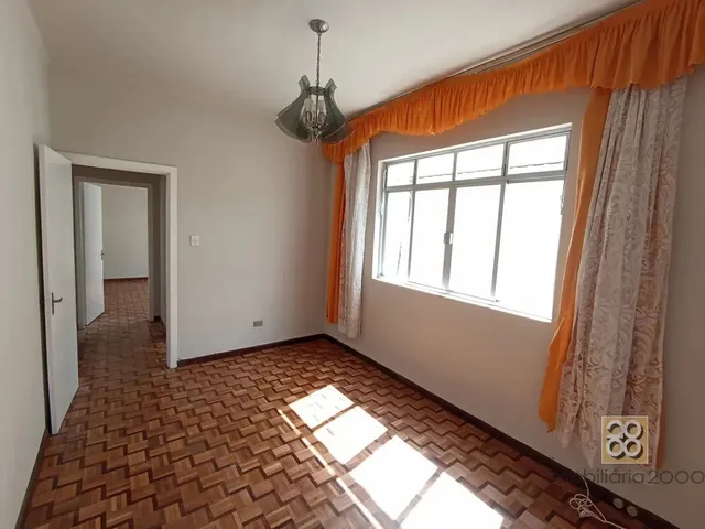 Apartamento 1 quarto e 1 banheiro, para alugar, no bairro Centro em Curitiba