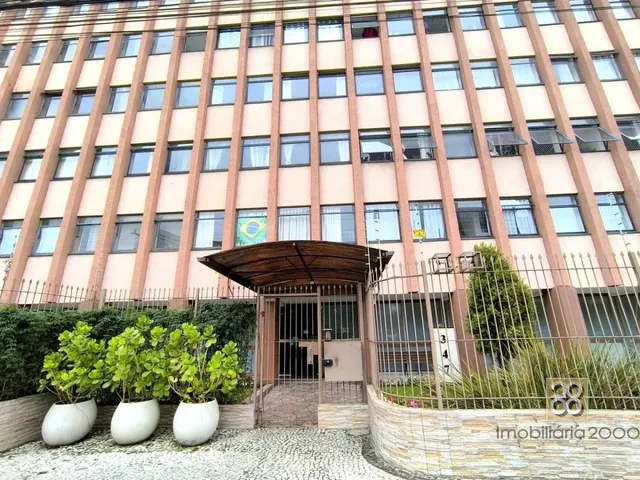 Apartamento 1 quarto e 1 banheiro, para alugar, no bairro Centro Cívico em Curitiba