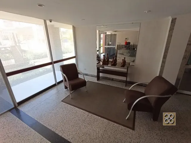 Apartamento 1 quarto e 1 banheiro, para alugar, no bairro Centro Cívico em Curitiba