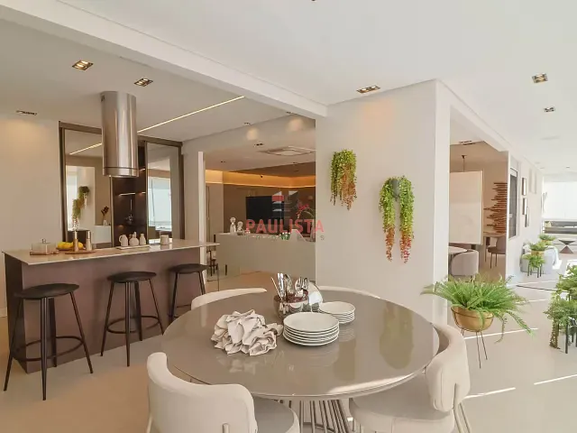 Apartamento 4 quartos e 5 banheiros, à venda, no bairro Vila Clementino em São Paulo