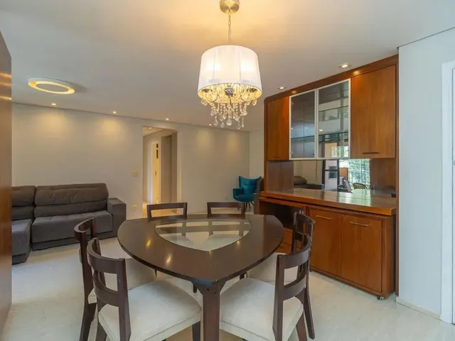 Apartamento 2 quartos e 1 banheiro, para alugar, no bairro Ecoville em Curitiba