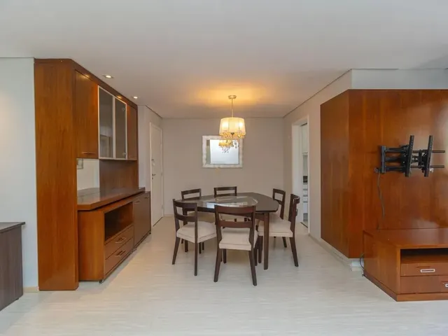 Apartamento 2 quartos e 1 banheiro, para alugar, no bairro Ecoville em Curitiba