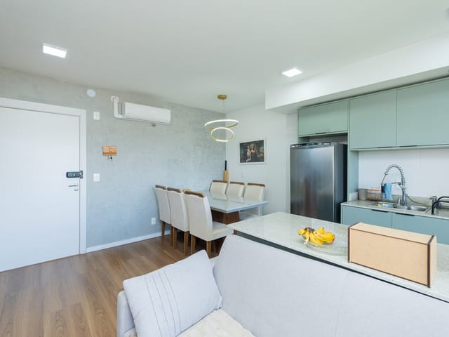 Apartamento 2 quartos e 2 banheiros, à venda, no bairro Areal em Pelotas