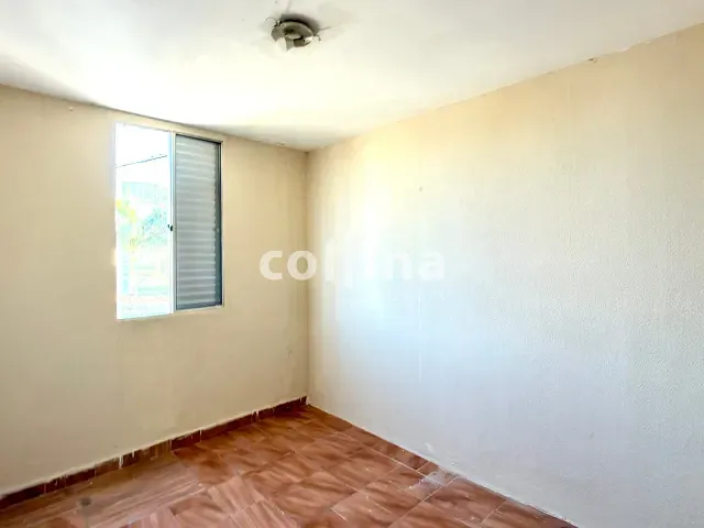 Apartamento com 52m² 2 quartos e 1 banheiro, à venda, no bairro Cohab V em Carapicuíba