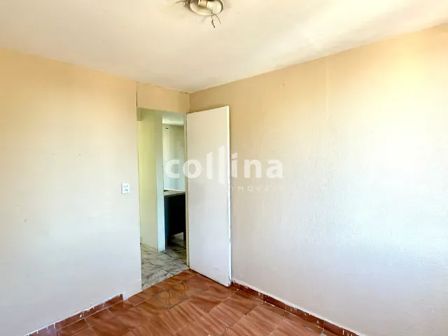 Apartamento com 52m² 2 quartos e 1 banheiro, à venda, no bairro Cohab V em Carapicuíba