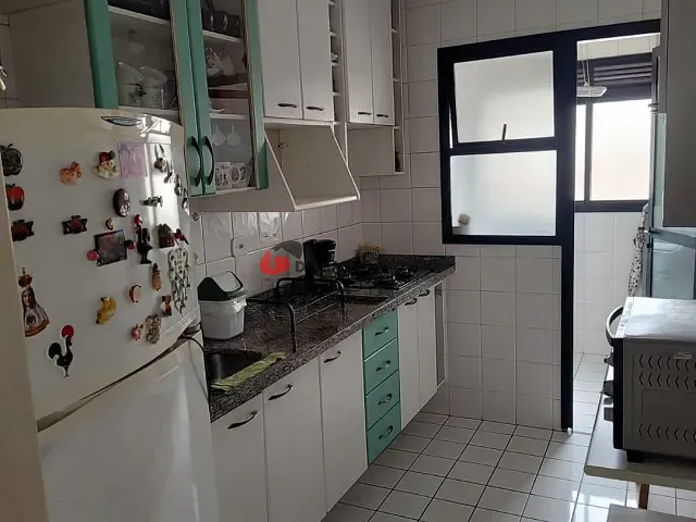 Apartamento 2 quartos e 2 banheiros, à venda, no bairro Santo Antônio em São Caetano do Sul