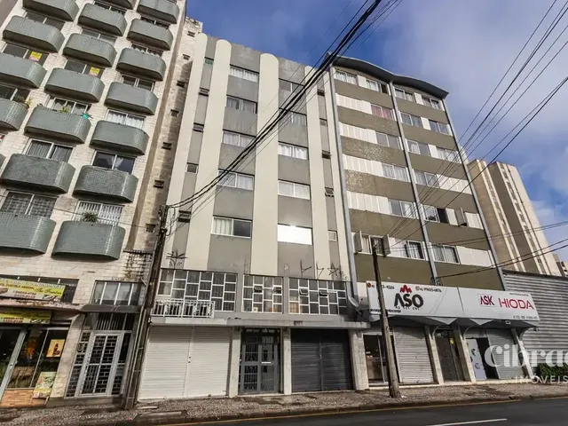 Apartamento 1 quarto e 1 banheiro, para alugar, no bairro Centro em Curitiba