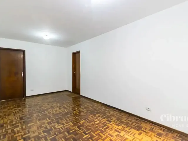Apartamento 1 quarto e 1 banheiro, para alugar, no bairro Centro em Curitiba
