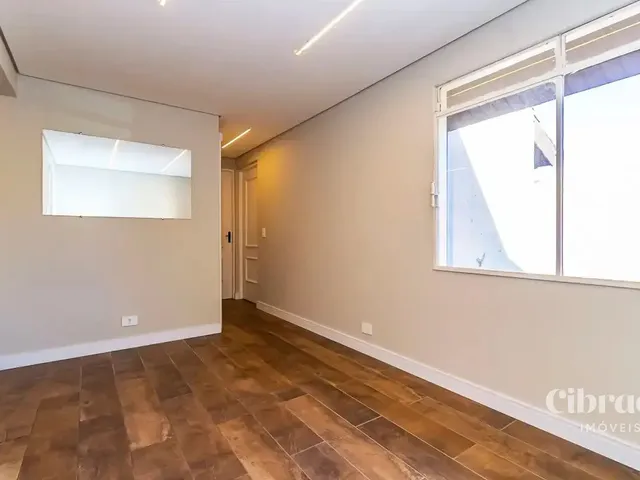 Apartamento 2 quartos e 1 banheiro, para alugar, no bairro Capão da Imbuia em Curitiba