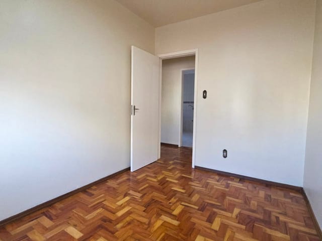 Apartamento 3 quartos e 2 banheiros, à venda, no bairro Centro em Pelotas