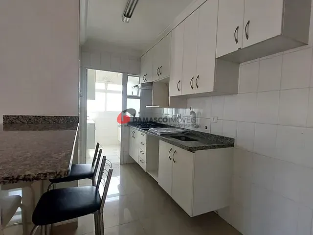 Apartamento 2 quartos e 2 banheiros, para alugar, no bairro Santo Antônio em São Caetano do Sul